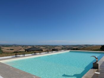 Ferienwohnung mit Pool Marche {{brizy_dc_image_alt imageSrc=